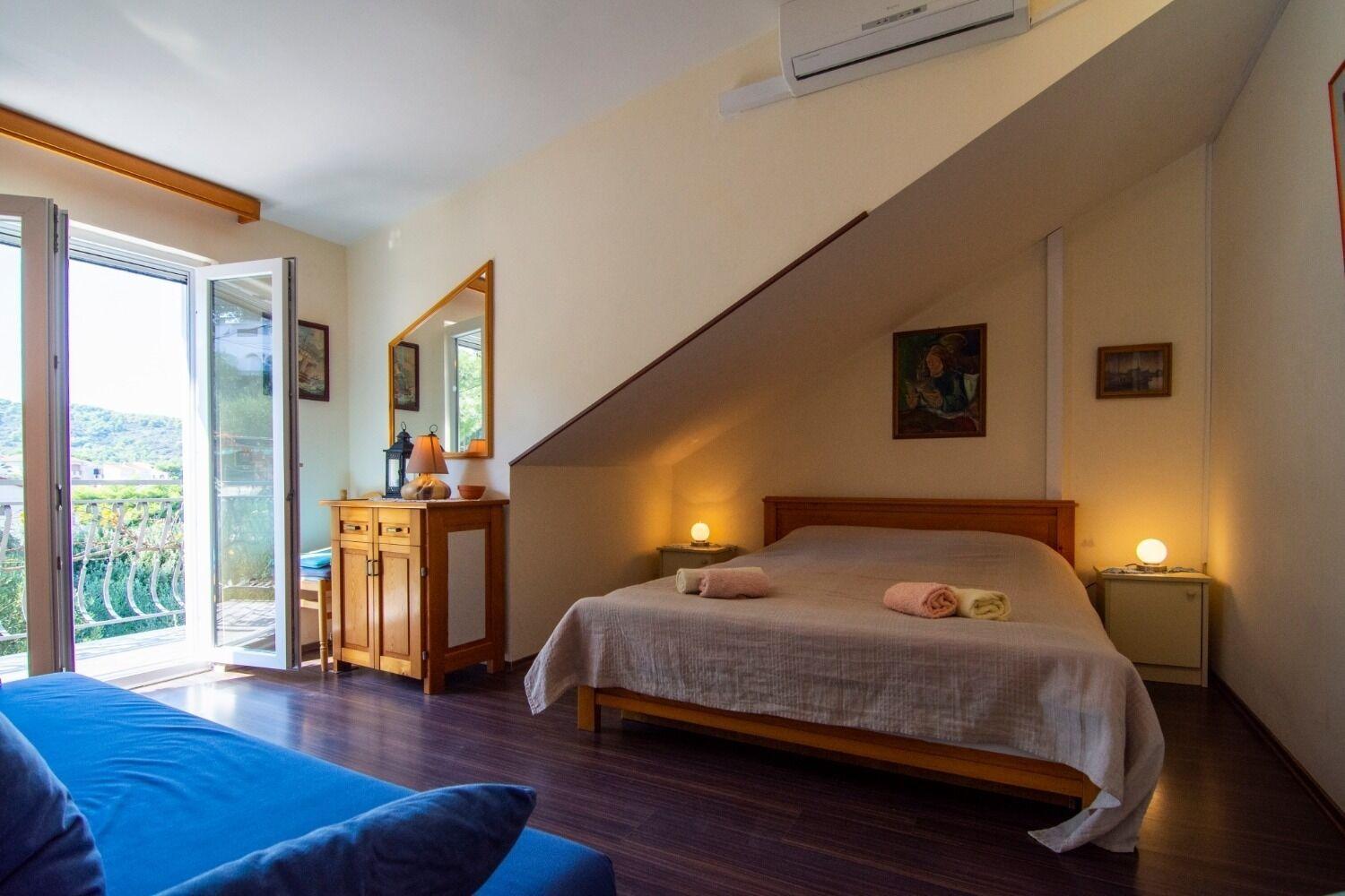 Apartments Mari Stomorska Luaran gambar